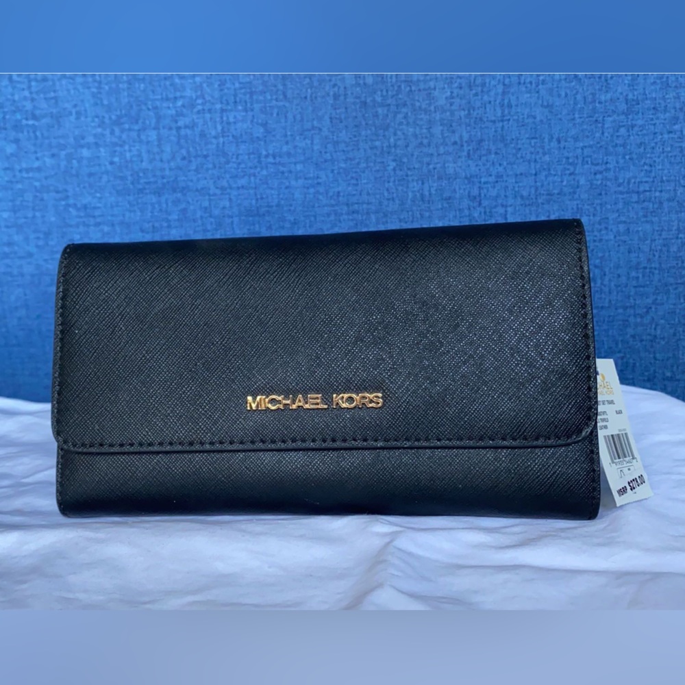 Michael Kors Wallet NWT